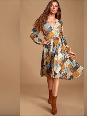 Moon River Long Sleeve  Wrap Dress 
Size Medium plaid, patchwork, fall